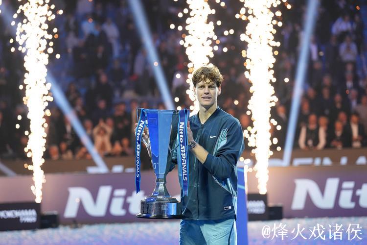 辛纳锁定小组头名 提前挺进ATP年终总决赛四强 辛纳锁定小组头名 提前挺进ATP年终总决赛四强